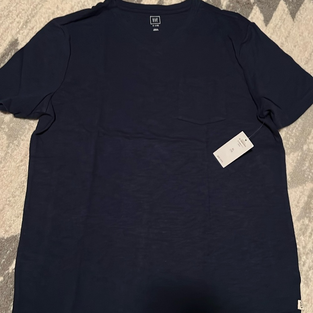 Nwt Boys Gap size xl navy tee